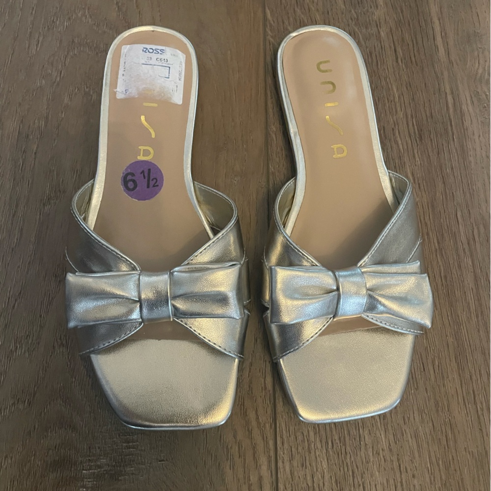 Unisa Metallic Gold Bow Slides